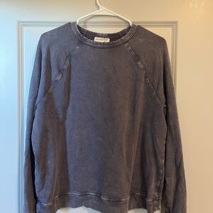 Universal Thread Women's Crewneck Sweatshirt in Faded Navy